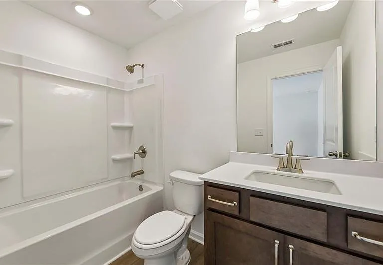204 Silverleaf Trl — Photo 26