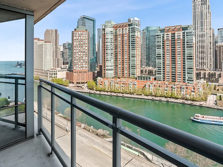 450 E Waterside Dr #1102 — Photo 17