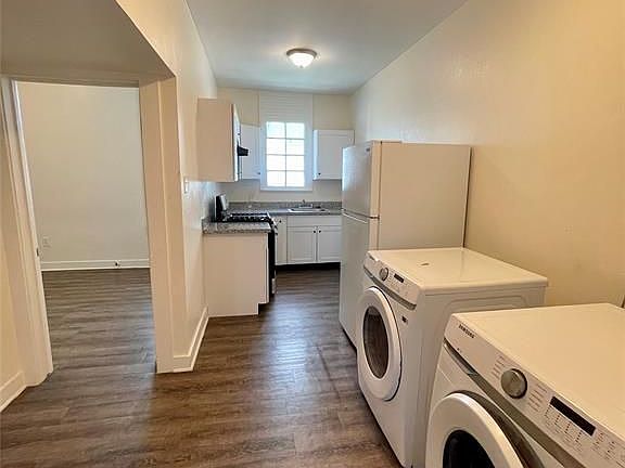 2nd image of 1914 23rd St #2