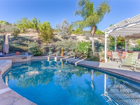 4th image of 30528 Corsica Pl
