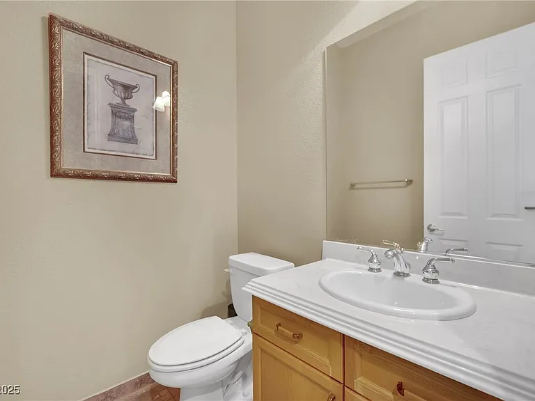 1004 Golden Age Ct — Photo 26