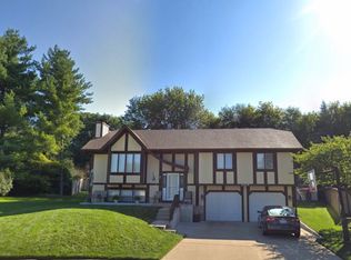 4339 Bluebird Ct, Gurnee, IL 60031