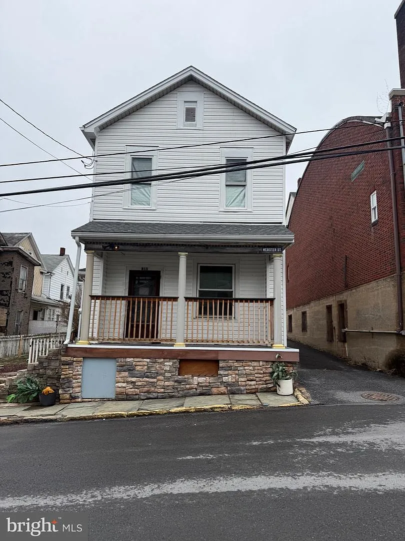 815 E Webster St photo 1