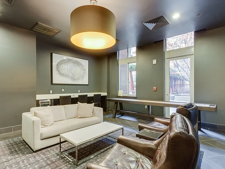1000 New Jersey Ave SE #916 — Photo 3