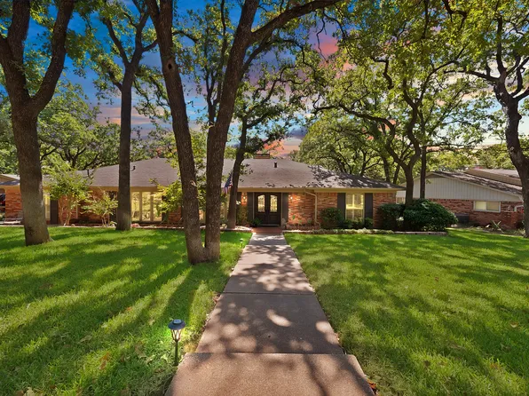 3008 Cambridge Dr, Arlington, TX 76013