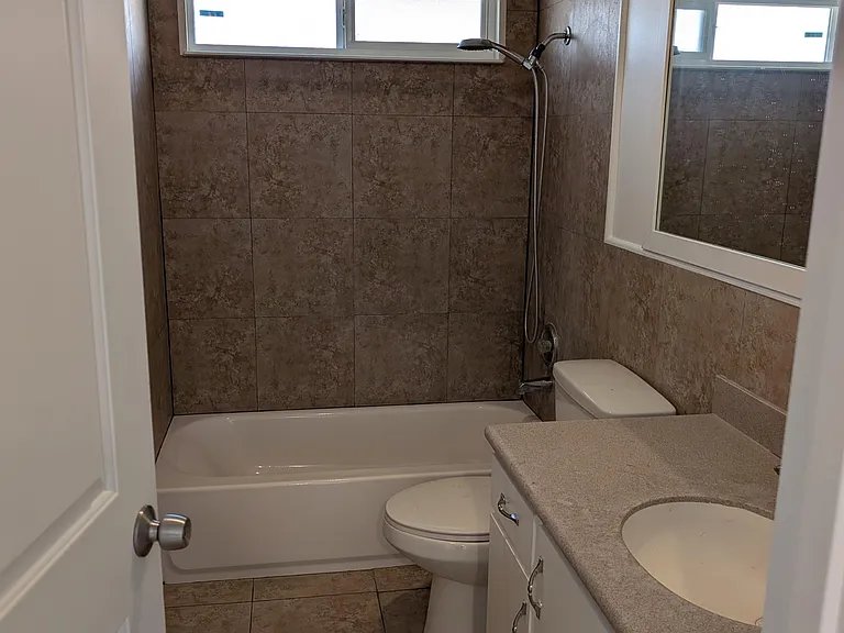 317 S Rose St #2 — Photo 9