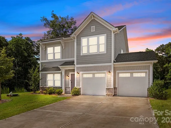 242 Old Harbor Dr, Mount Gilead, NC 27306