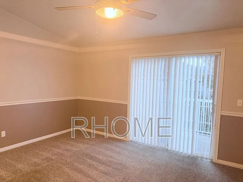 3 bed, 2.0 bath, 1150 sqft, $1,349 — Photo 4