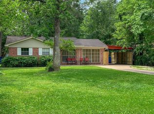 17648 White Perch Lake Dr, Conroe, TX 77384