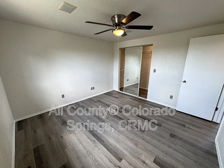 1237 Chiricahua Dr — Photo 12
