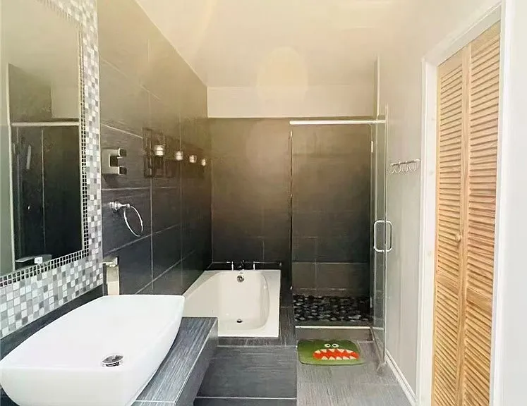 20431 Huntcliff Ln — Photo 15