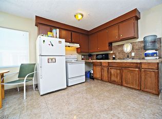 2921 E Stewart Ave, Las Vegas, NV 89101