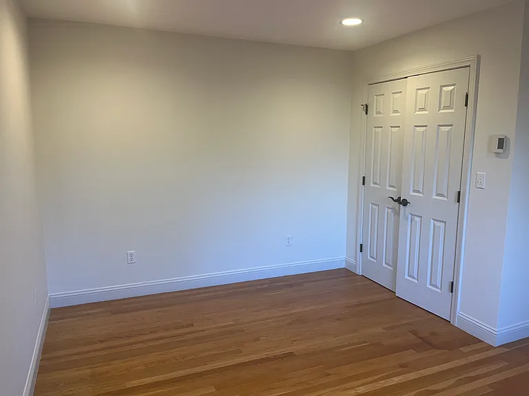 75 Wharf St — Photo 14