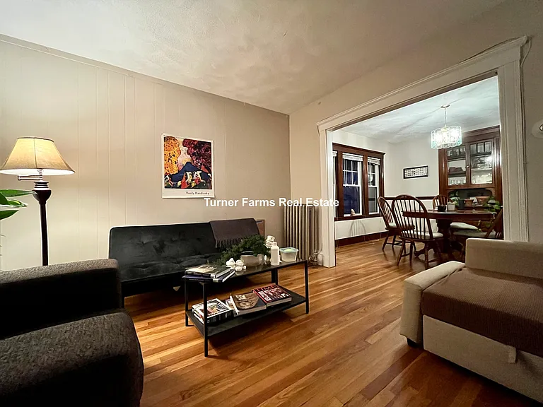 158 W Adams St #2 — Photo 9