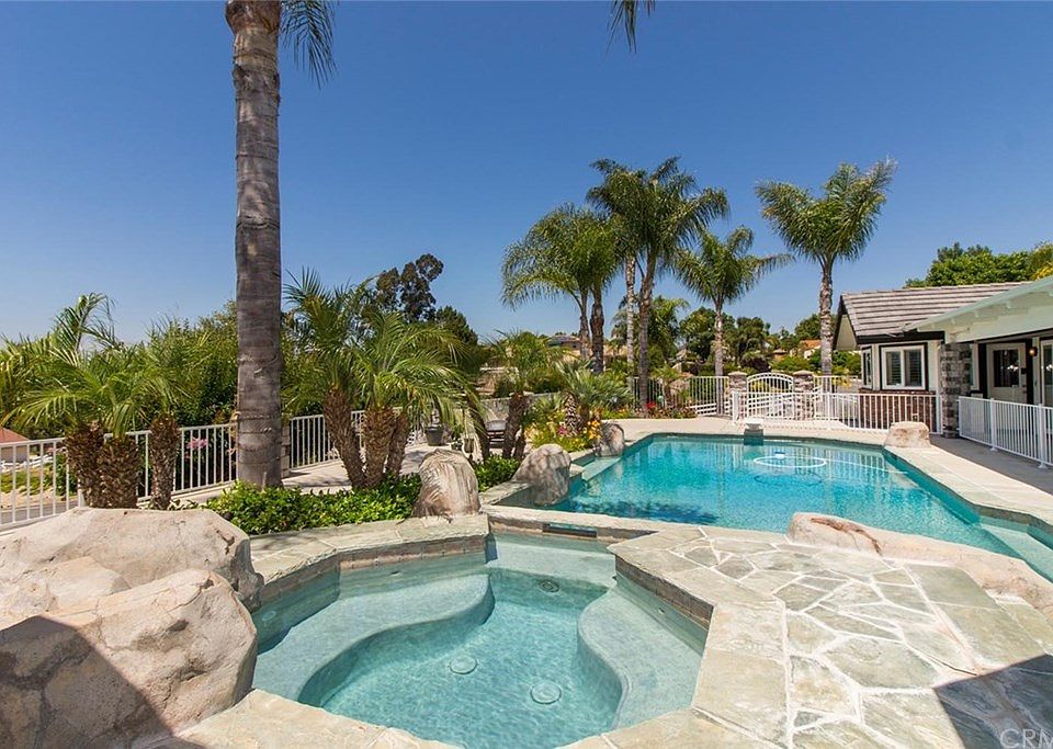 1st image of 40789 Carmelita Cir