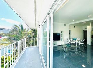 3751 NE 170th St APT 4, North Miami Beach, FL 33160