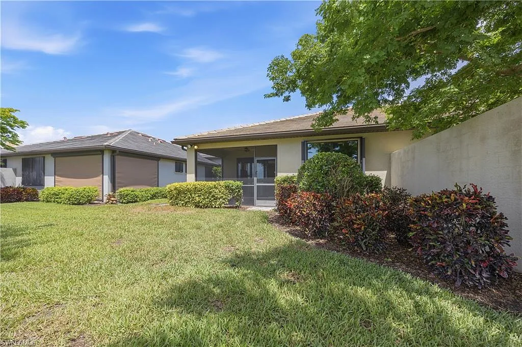 2 bed, 2.0 bath, 1554 sqft, $4,000 — Photo 4