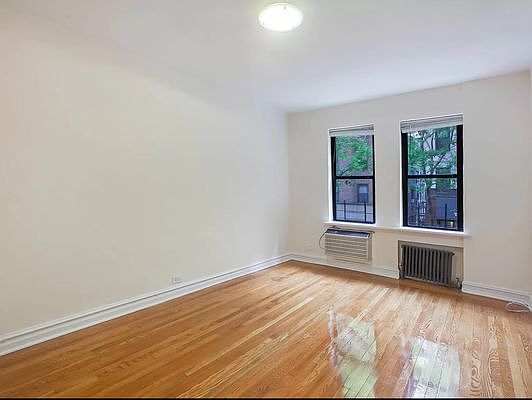 5th image of 235 E 46th St APT 3G