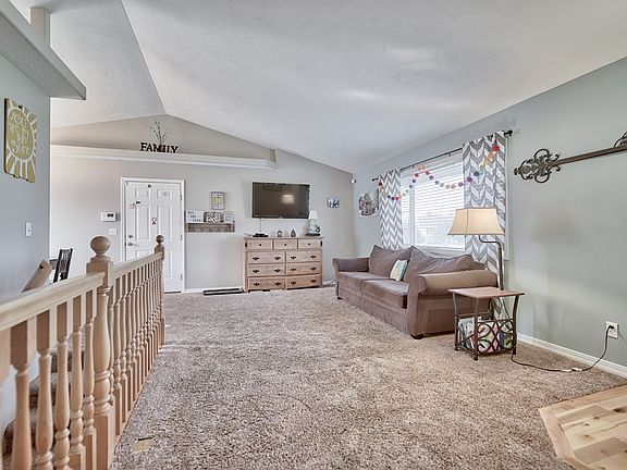4th image of 4234 E Clarkston Ct