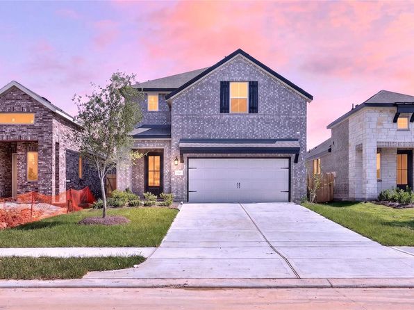 23643 Red Rowan Ln