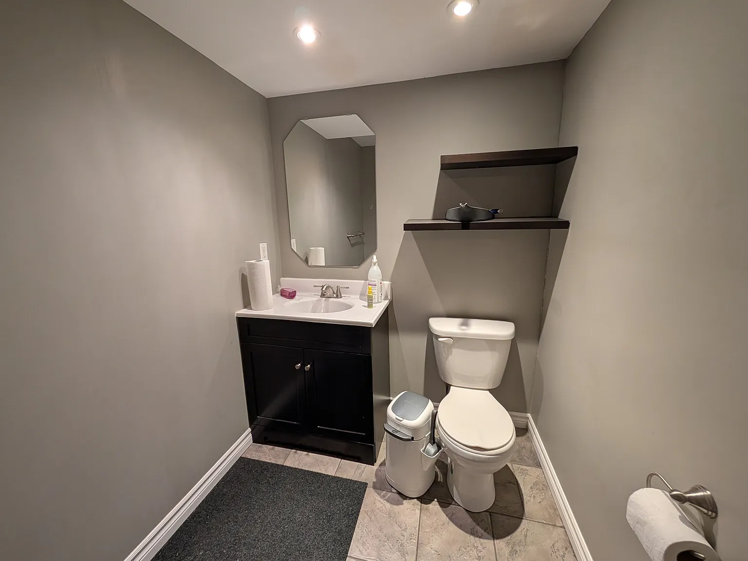 129 Benjamin Court — Photo 4