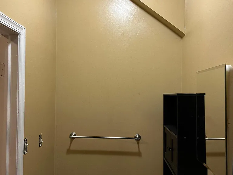 5640 Walnut St #1 — Photo 18