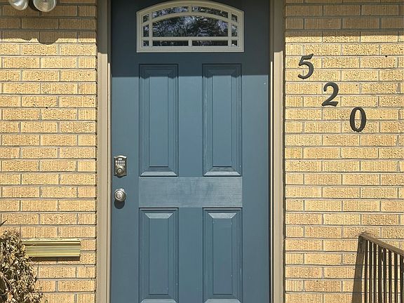 2nd image of 520 N Crownpoint Dr
