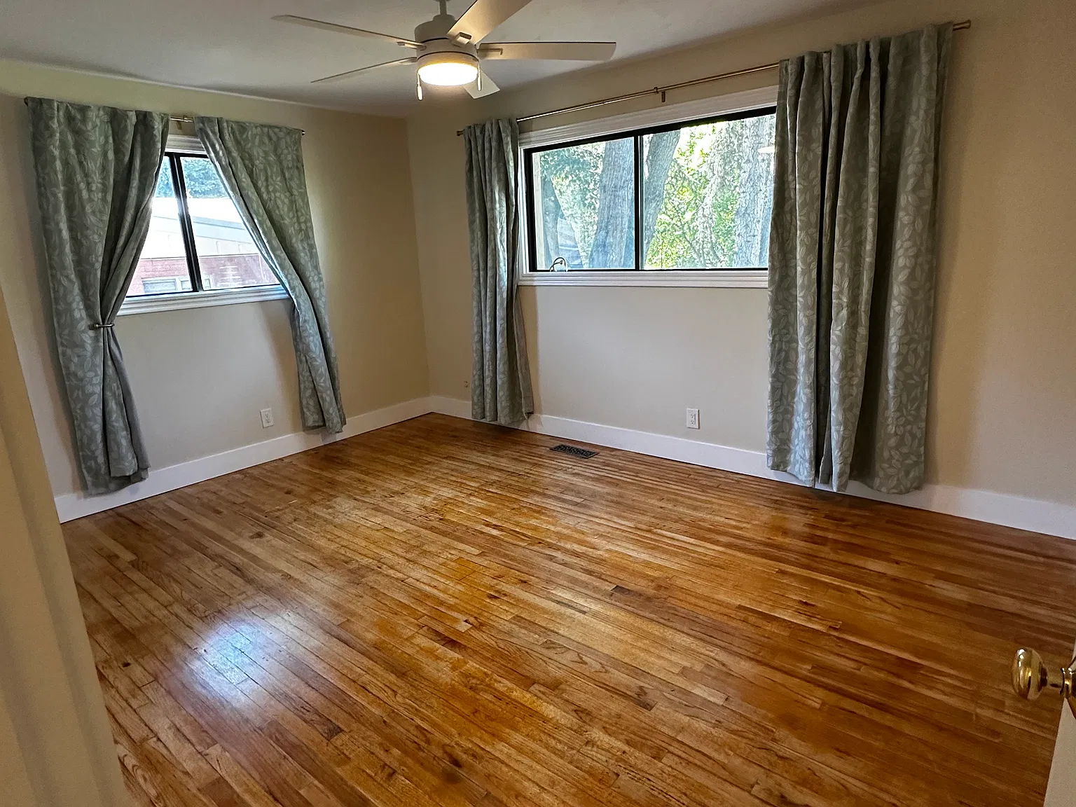 4 bed, 1451 sqft, $1,850 — Photo 2