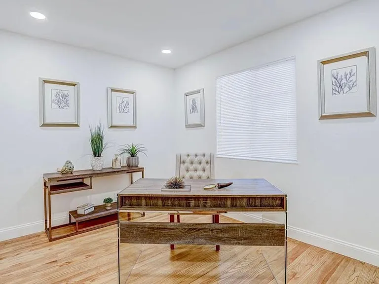 1350 Sumac Cir — Photo 8