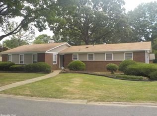 7318 Ouachita Dr, Little Rock, AR 72205