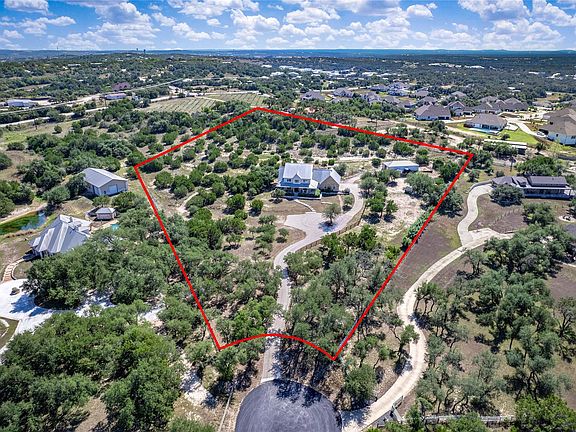 3rd image of 1051 Trail Head Cir