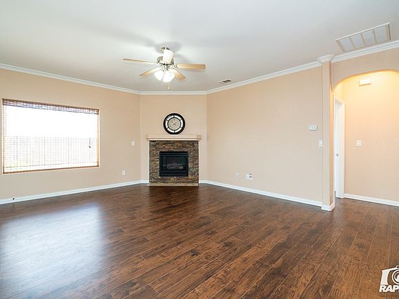 2nd image of 3112 Botticelli Ave