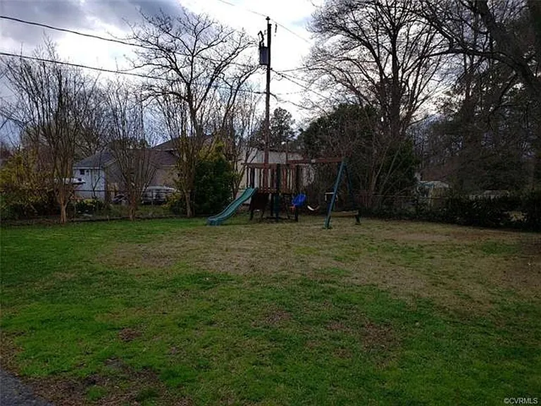 9111 Hungary Rd — Photo 11