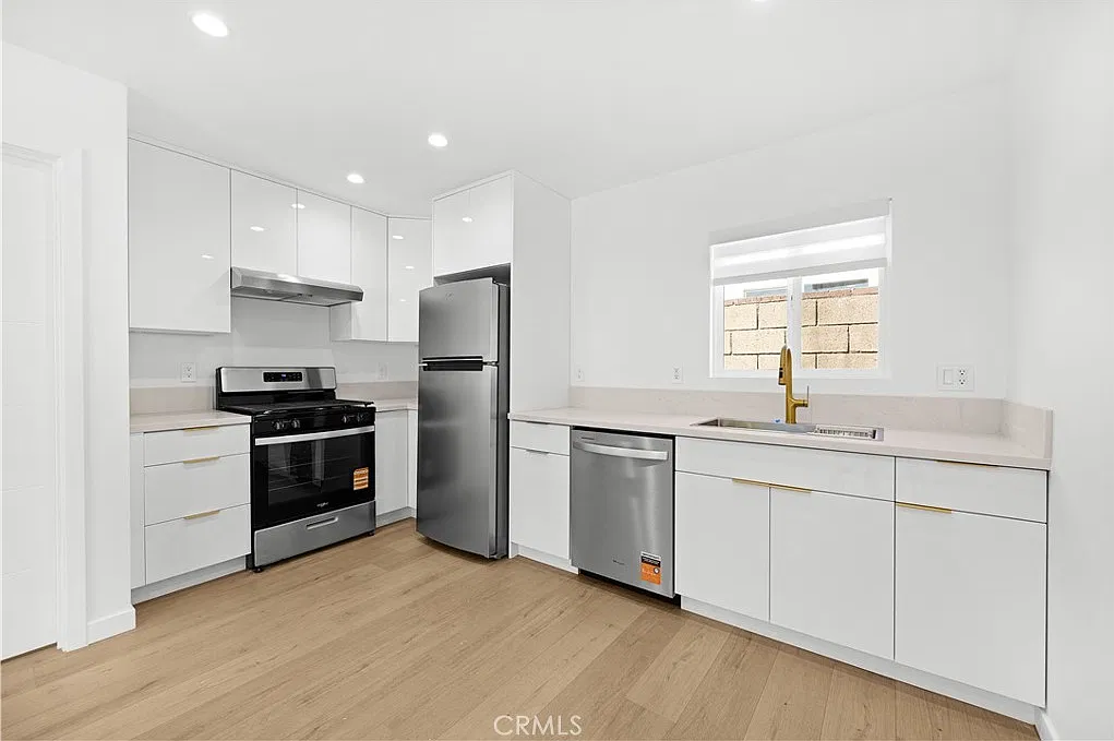 1 bed, 600 sqft, $2,345 — Photo 4
