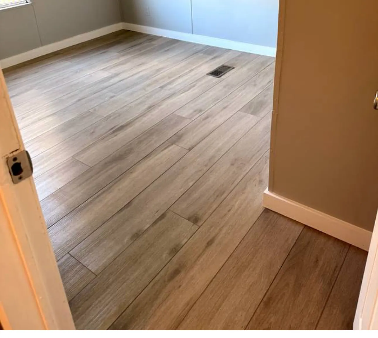 3 bed, 2200 sqft, $1,700 — Photo 4
