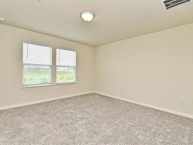 3101 Emerald Acres Ln — Photo 37