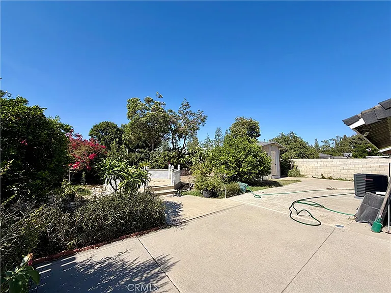 10311 Oak Bark Ln — Photo 12