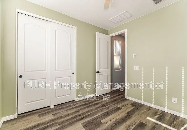 22555 N Diamond Dr — Photo 20