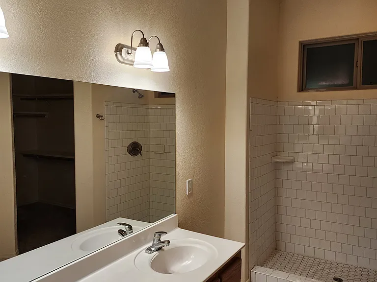 10684 E 39th Ln — Photo 35