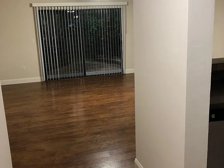 915 Sunridge Dr — Photo 14