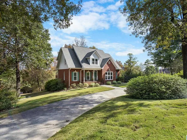 6200 Shades Pointe Ln, Hoover, AL 35244