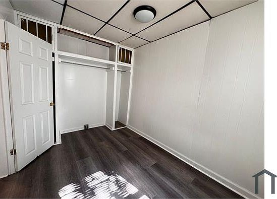 5th image of 210 N Avondale St