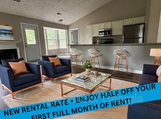 3181 Kings Glen Dr, Decatur, GA 30034