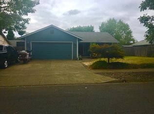 1582 SW Apperson St, McMinnville, OR 97128