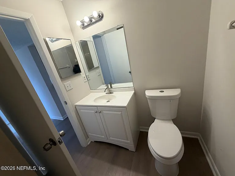 5557 Greatpine Ln S — Photo 9