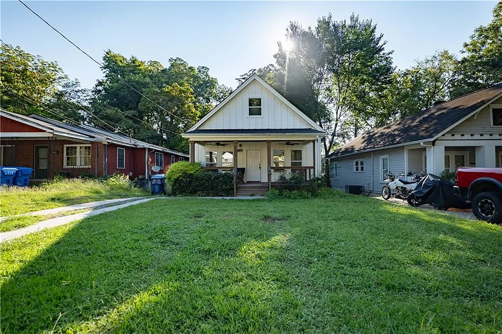 3 bed, 3.0 bath, 1286 sqft, $2,500 — Photo 1