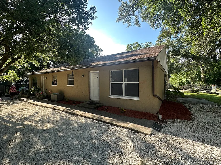 9406 N Hartts Dr #A — Photo 2