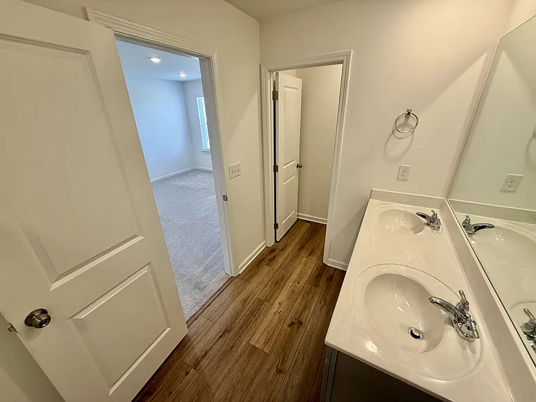261 Kenoot Dr #1 — Photo 28
