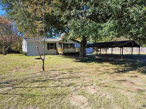 3rd image of 16917 Springcrest Ln