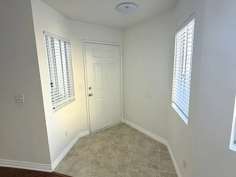 3119 Foothill Blvd #1 — Photo 28